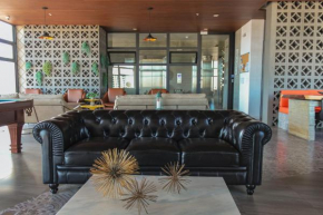 Urban 1BR Balcony at Distrito Revolucion 905
